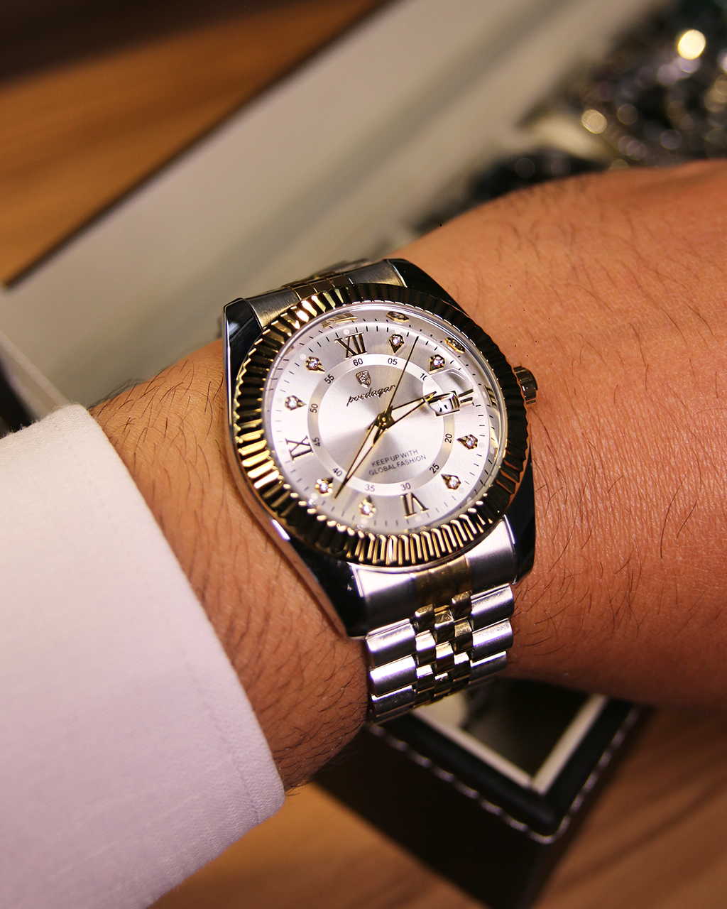 Poedagar GoldenStar® Watch